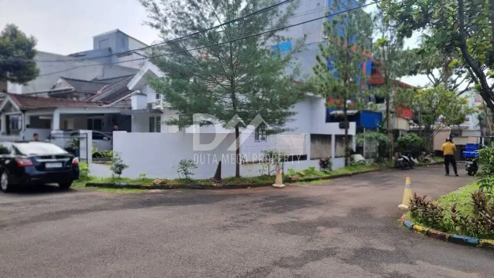 Rumah DIJUAL CEPAT MURAH Hook Dekat kemana-mana di Graha Raya