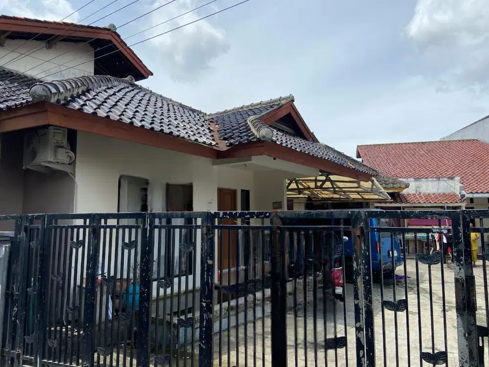 Rumah 3 Bangunan Cocok utk Kontrakan di Tanjung Barat