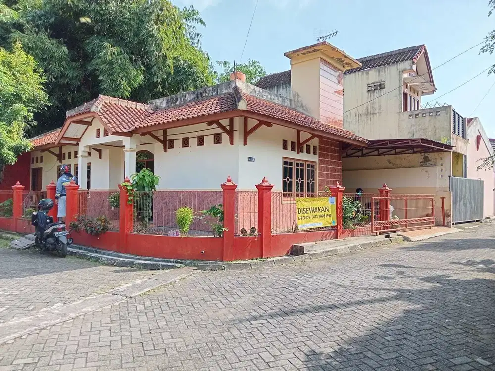 Disewakan rumah perum GTA Sleman Jogja