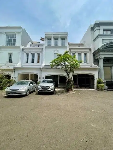 Dijual Rumah Siap Huni di Kebon Jeruk, Jakarta Barat