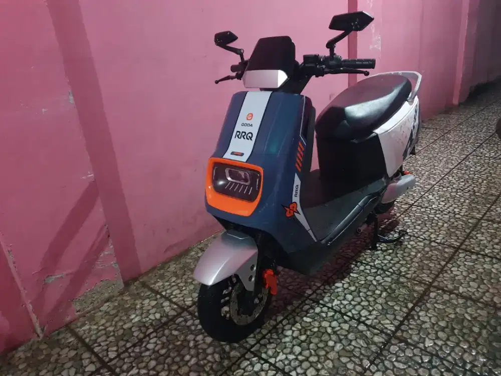 Sepeda listrik merek goda