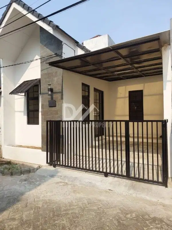 Dijual Cepat rumah siap huni rapi dekat pintu toll di Graha Raya