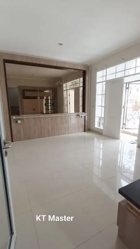 Disewakan rumah rapi dan siap huni di cluster Menaggio Gading Serpong