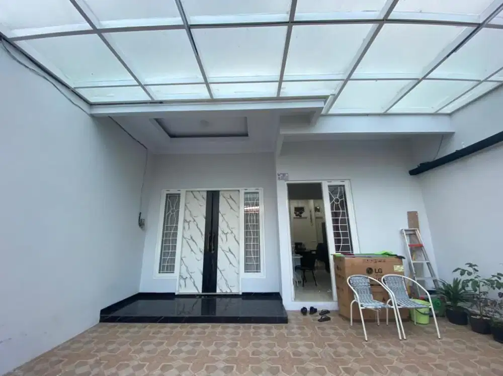 Dijual Rumah Bagus nan Bewa 2 Lantai di Jagakarsa, Jakarta Selatan.