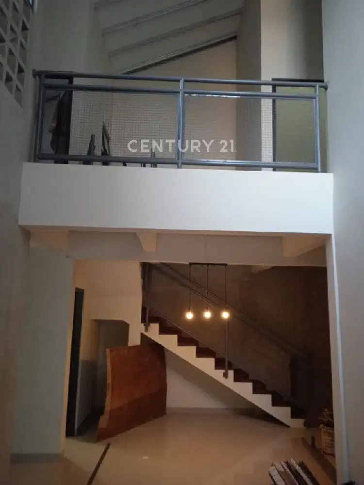 Rumah 2 Lantai Bebas Banjir Di Pekayon, Bekasi S9022