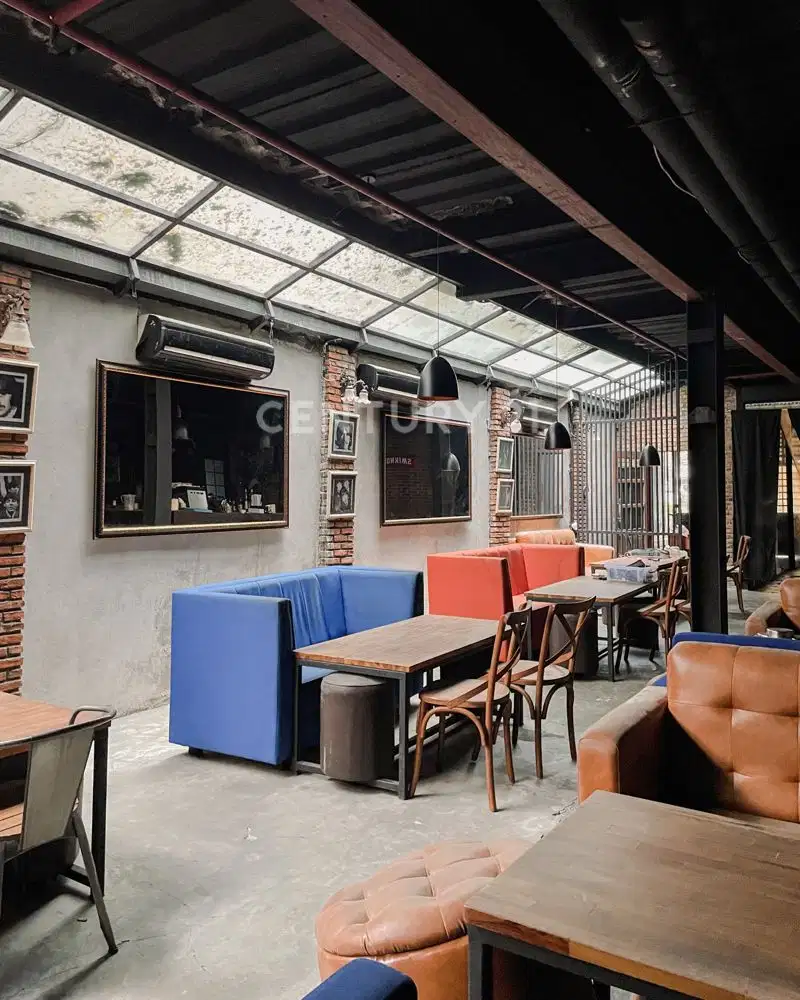 Tempat Yang Sangat Strategis Di Kawasan Komersial Menteng Inti!