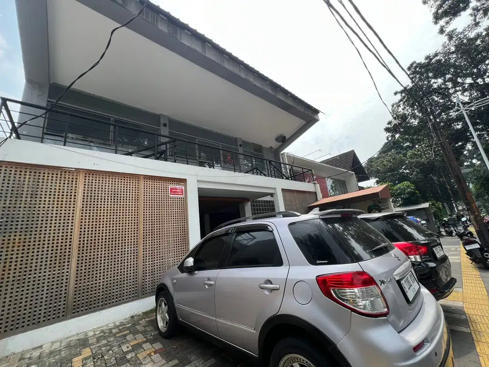 Dijual Ruang Usaha Cocok Untuk Resto dan Kantor Di Cikajang Kebayoran