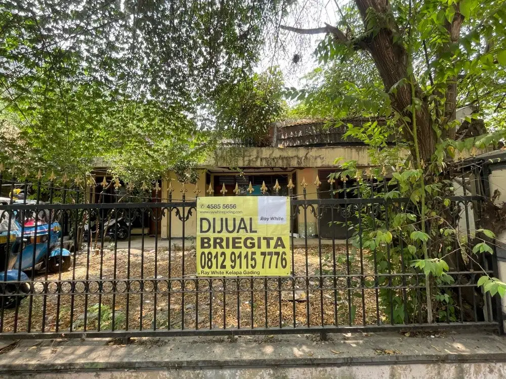 Rumah Cempaka Putih Barat, Bebas Banjir, Dpn Kantor Kelurahan