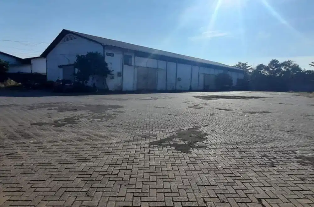 PABRIK/ Gudang Nol jalan Raya 800mtr dr tol Waru