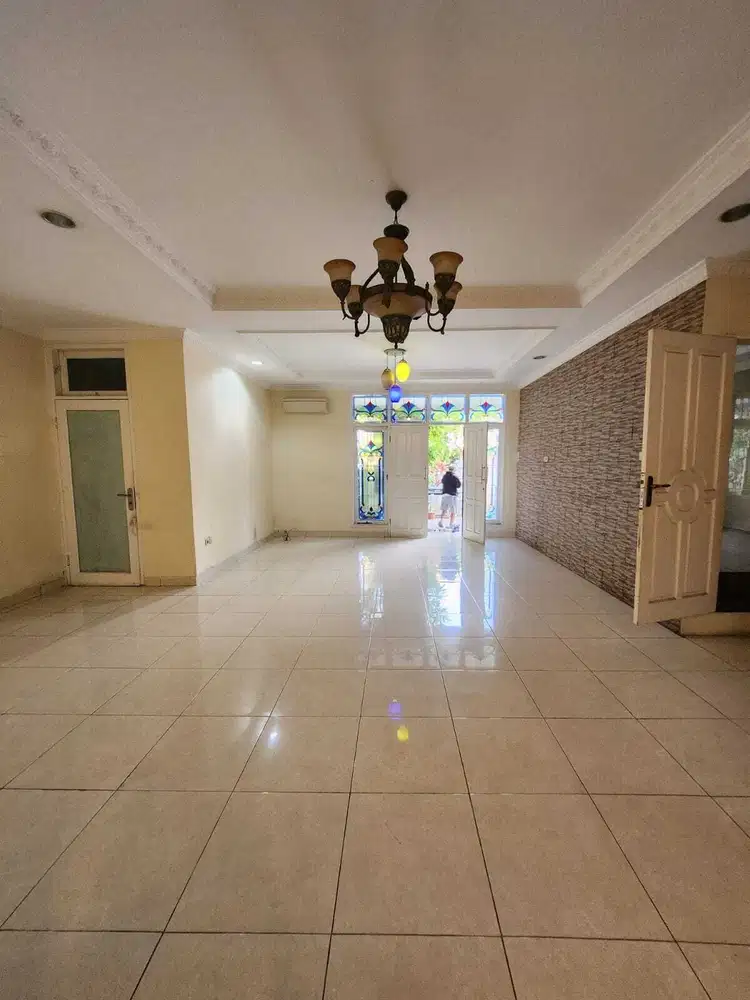 Dijual Rumah Gading Kirana Siap Huni Kelapa Gading - Jakut
