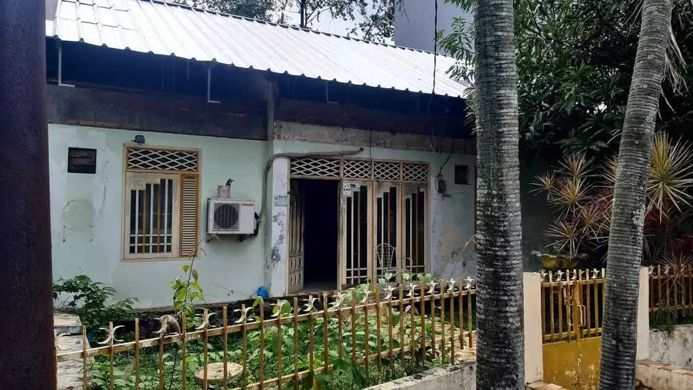 Dijual Rumah tua di komplek timah fatmawati