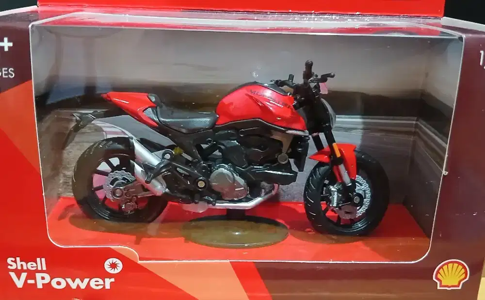 Shell Ducati Monster+ skala 1:18