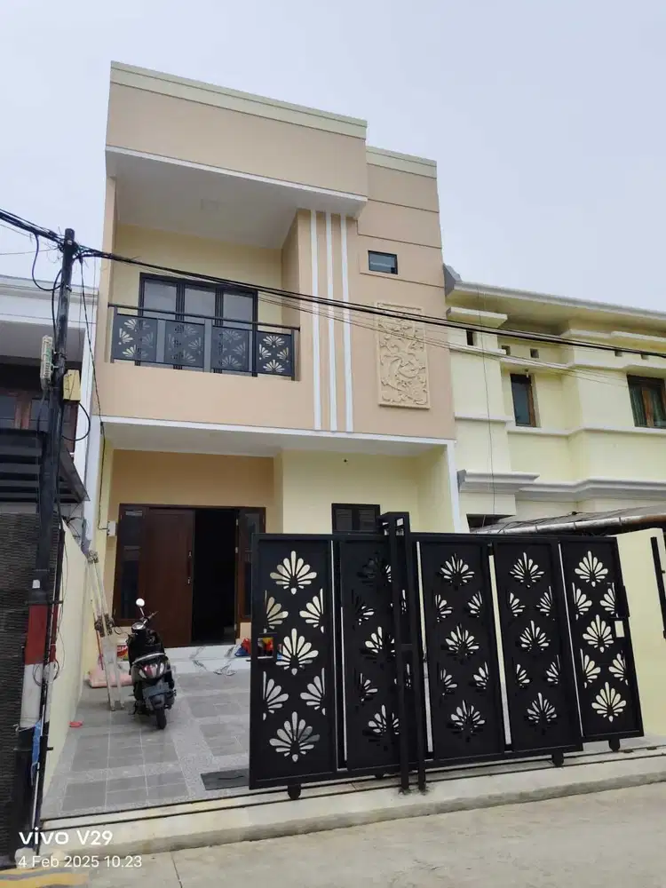 Termurah Rumah Minimalis Brand New 3 Lantai Di Kelapa Gading