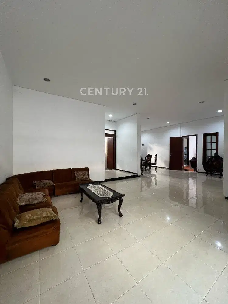 Rumah Tinggal Lokasi Strategis Di Cempaka Putih R2205