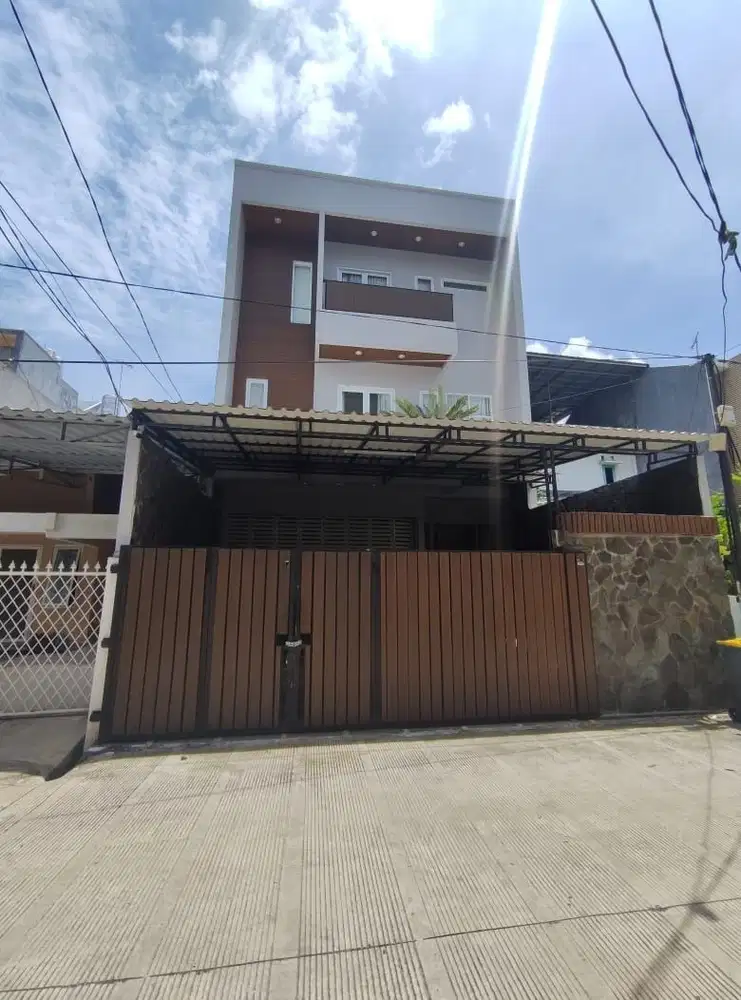 Rumah Miminalis Rapi Siap Pakai Kelapa Lilin Kelapa Gading Dijual