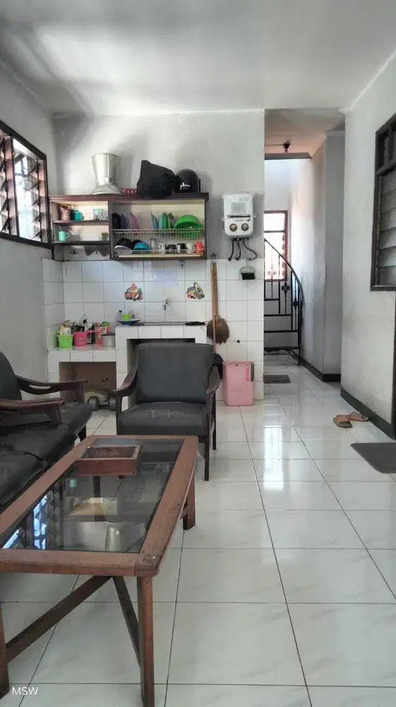 Kost2an STRATEGIS area kota Sayap lengkong