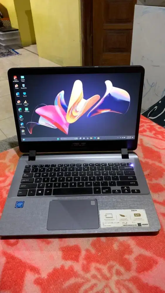 Laptop Asus X407MA