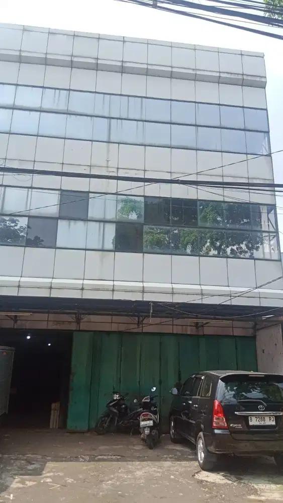 Sewa Ruko di Gunung Sahari - Luas 390 m2!