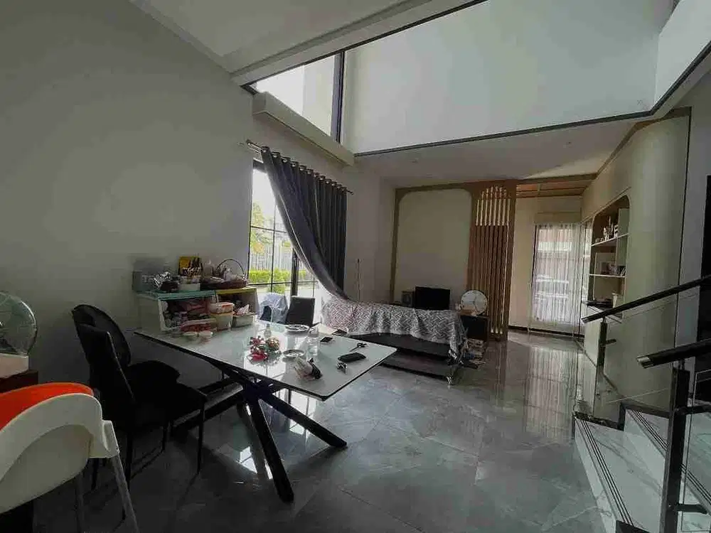 DIJUAL RUMAH BARU 2 LANTAI POSISI HOEK & SIAP HUNI DI CLUSTER BARU KOTA WISATA!