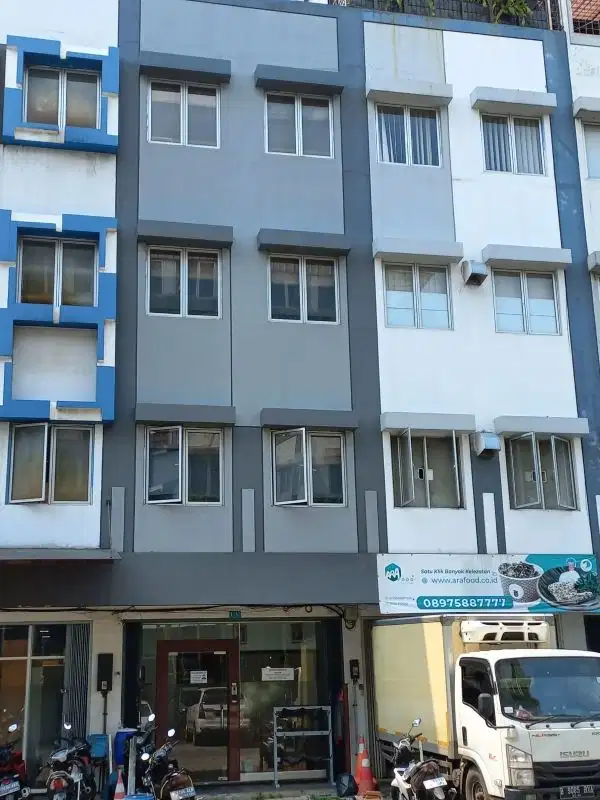 ruko gbi bisa untuk usaha lewat kontainer