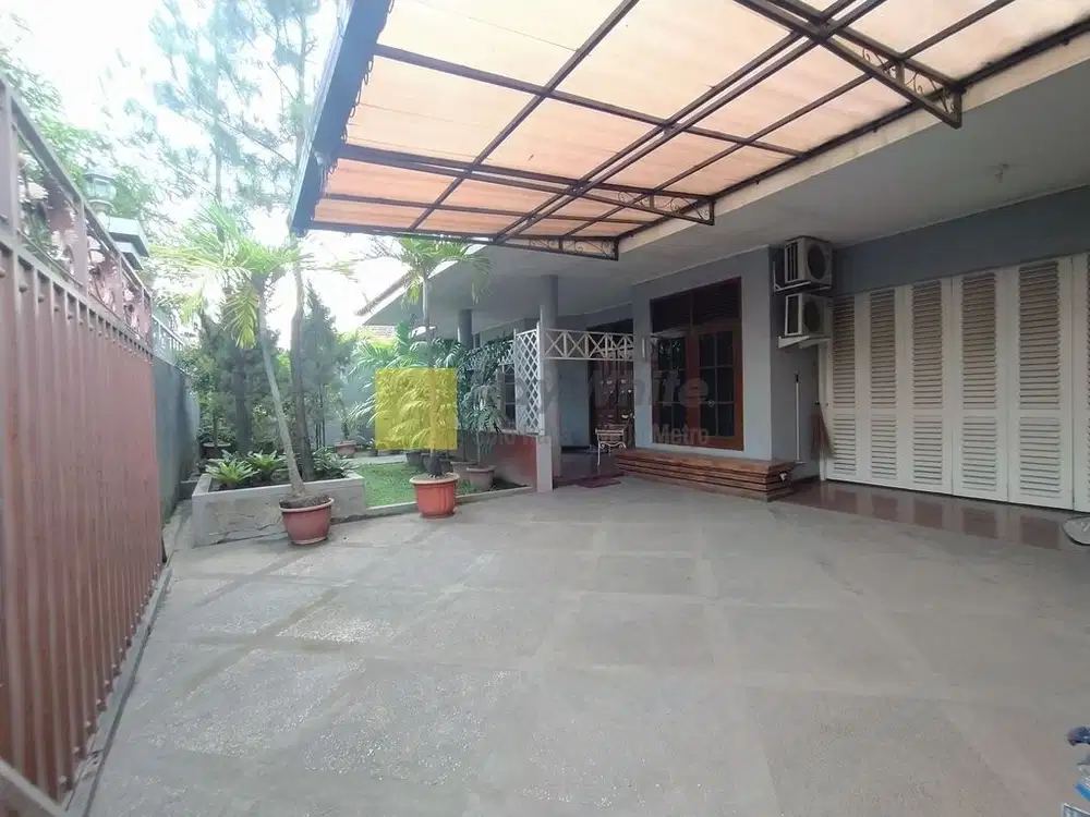 Dijual Rumah Mewah Siap Huni lokasi Semanggi, Surakarta