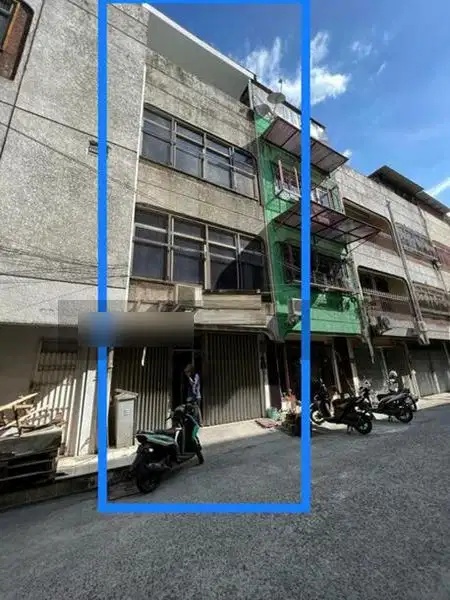 Dijual ruko dalam komplek samping Golden Truly lt 4.5x15 m2, 4 lantai