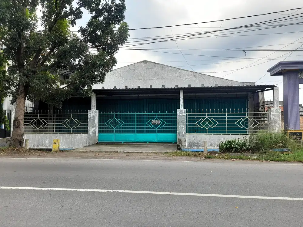 Ruko Pinggir Jalan Besar Mojongapit Jombang