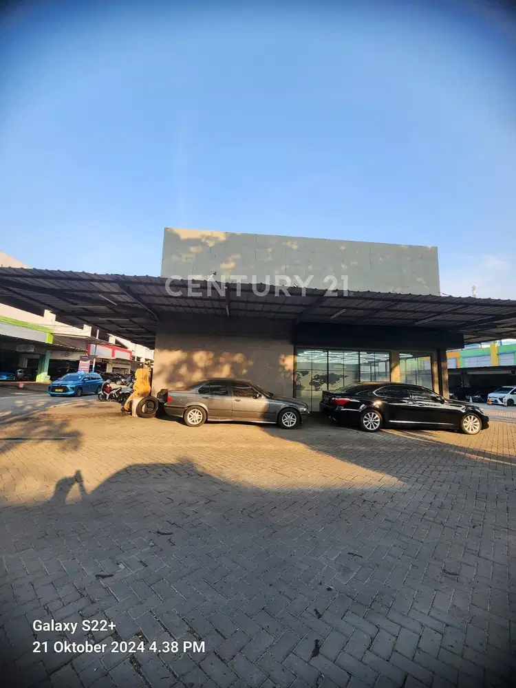 Showroom Mobil Luas 281 M2 Di Sunter, Jakarta Utara