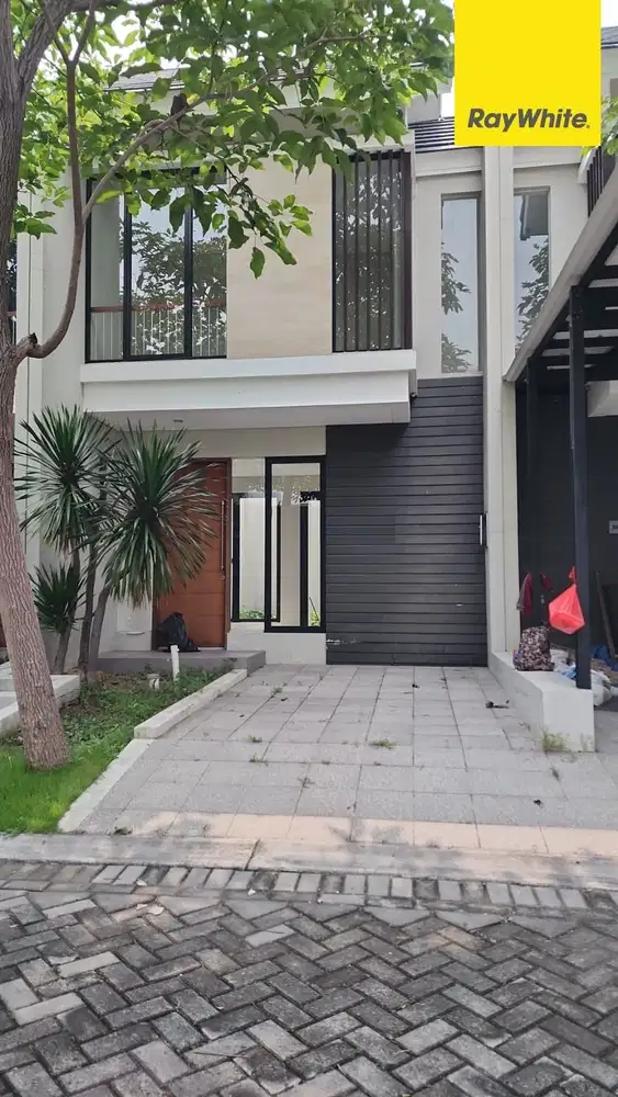 Dijual Rumah 2 lantai di Northwest Lake Citraland Surabaya