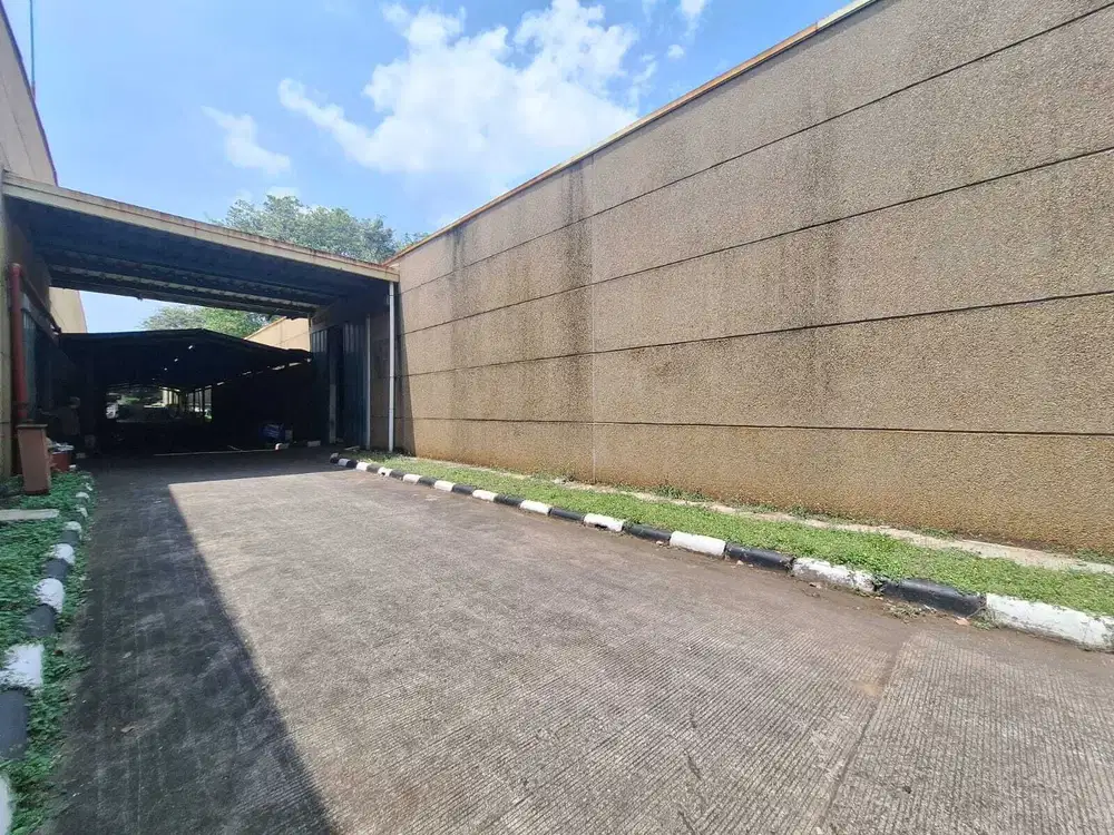 Disewakan Gudang Seluas 1300 m2 di dalam Komplek Industri Subang