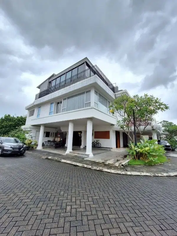 Rumah hommy dalam cluster graha hijau ciputat
