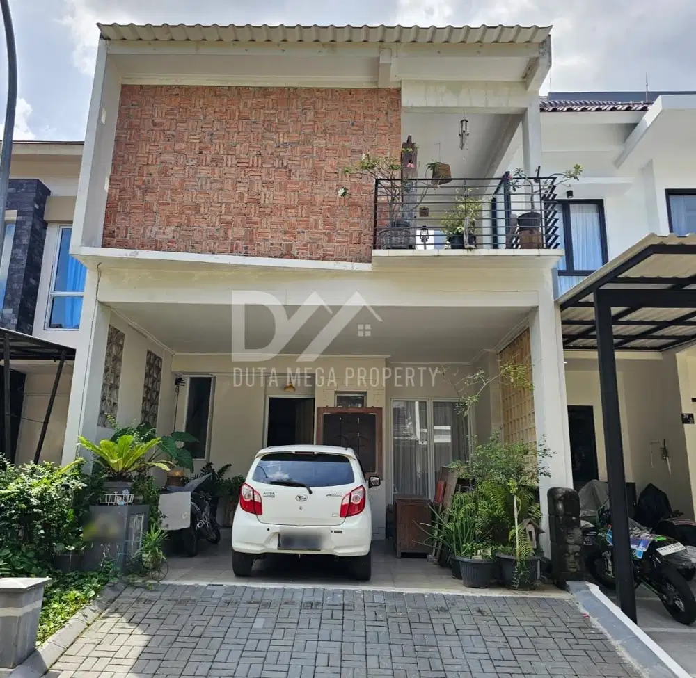 Dijual Cepat Rumah Cantik Industrial kt.3 di Graha Raya