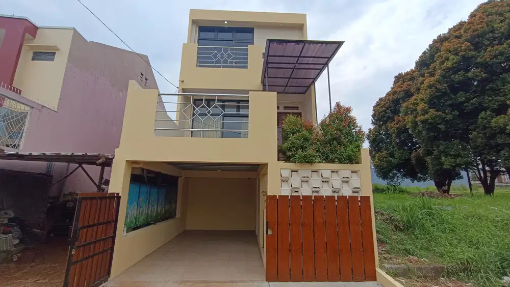 RUMAH 2 LANTAI SIAP HUNI DI TANAH BARU, DEPOK