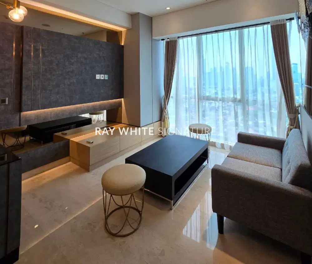 Apartement Lantai Tinggi Furnished di Sky Garden Setiabudi