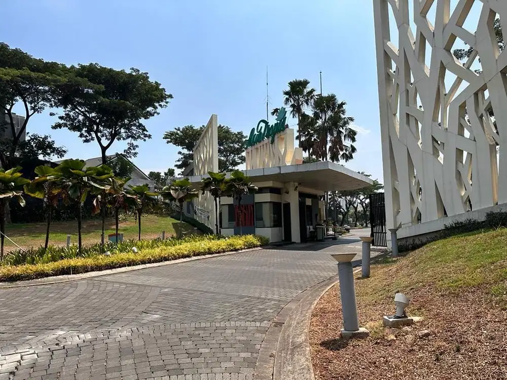 Rumah 2lt cluster esklusif terdepan Asia Tropis sudah renov.