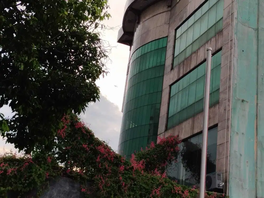 Dijual Gedung Kantor 5 Lantai Strategis Bagus Siap Pakai Di Grogol