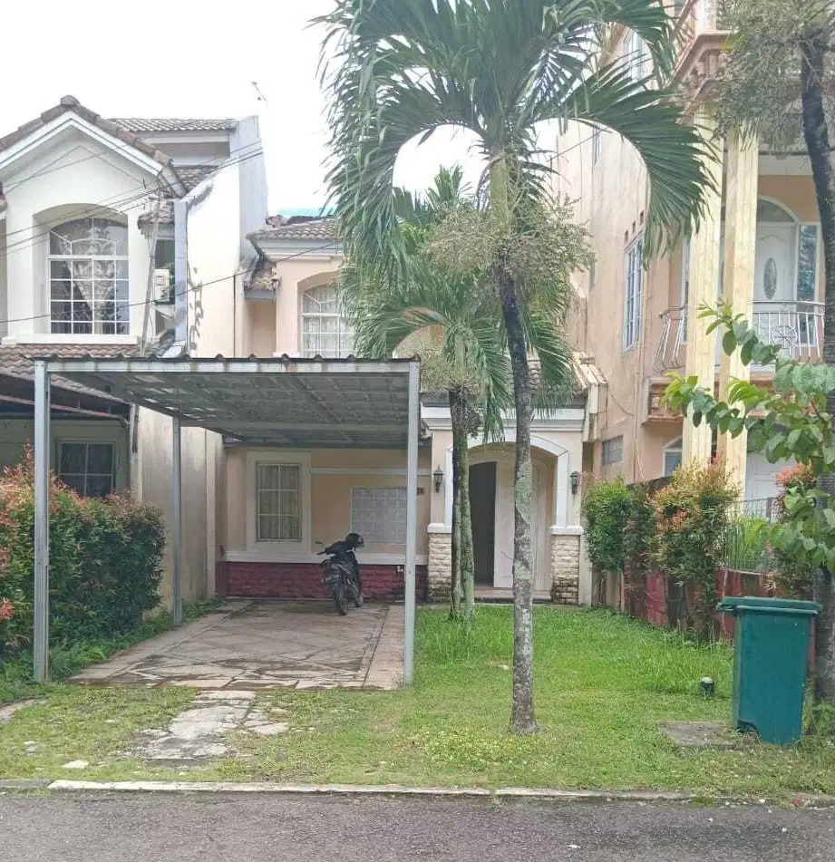 Rumah Asri di Mountain View depan Taman Budaya di Sentul