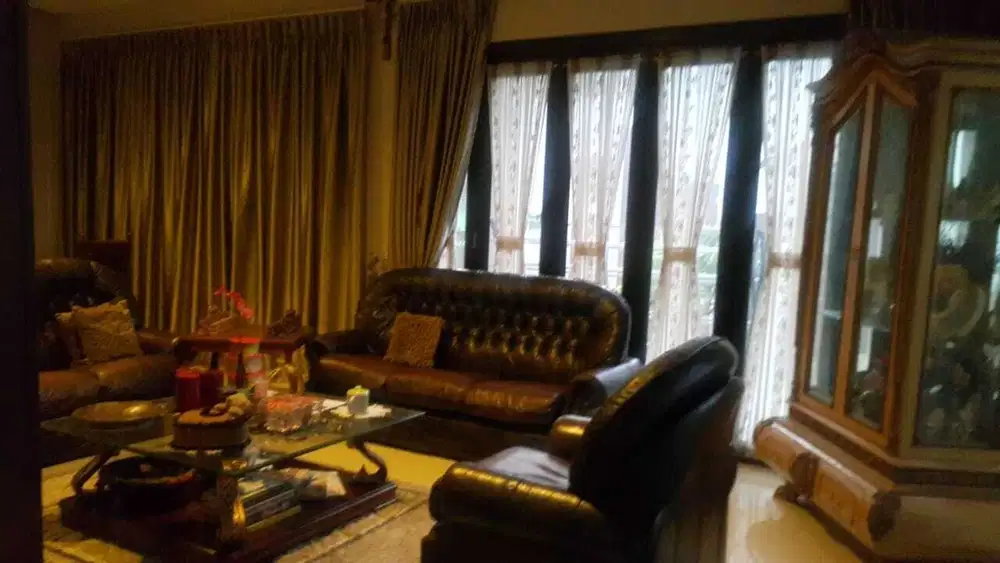 Dijual Rumah Turun Harga di Cluster Asia Tropis Harapan Indah