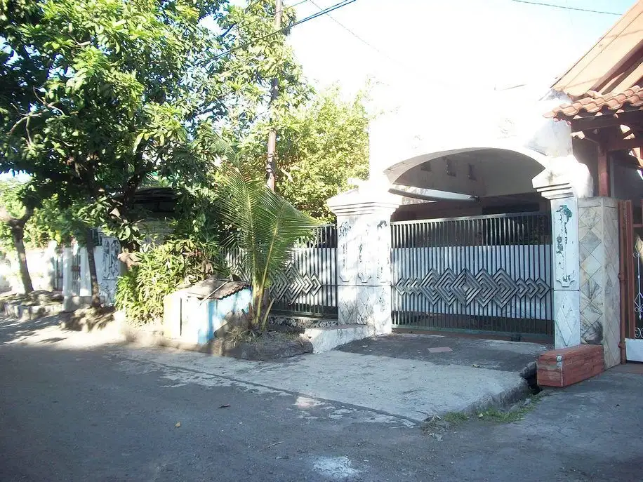 Rumah di Kendangsari