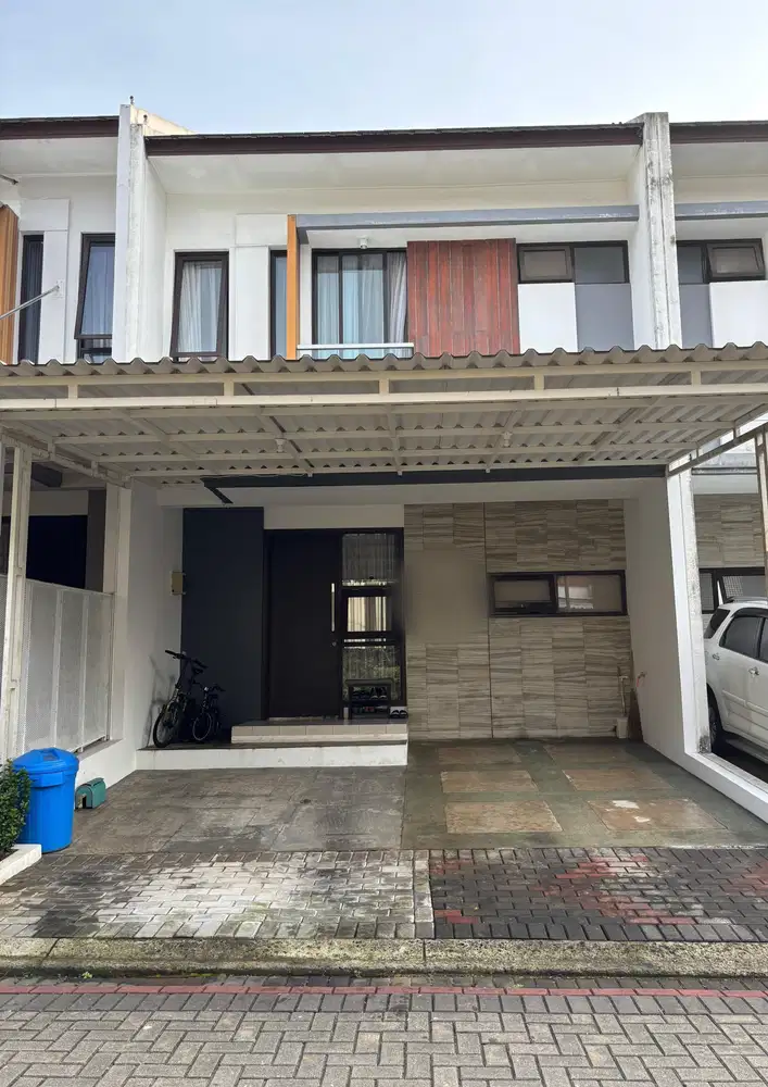 Rumah Standard Halaman Belakang Luas Delatinos BSD city
