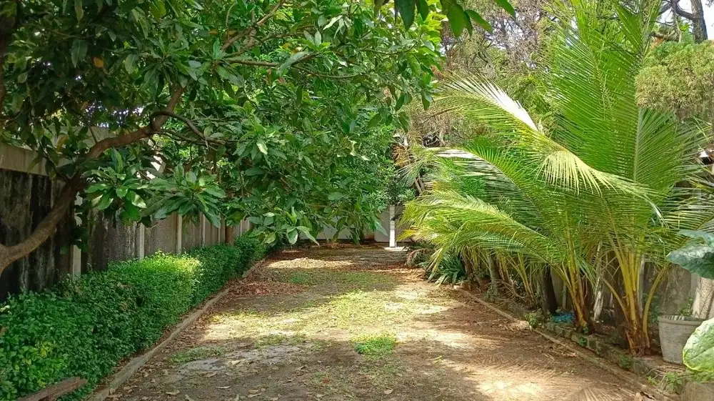 Tanah Dijual Lokasi Strategis,cocok utk usaha & investasi, diJagakarsa