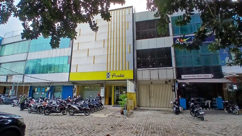 RUKO Strategis di pinggir Jalan Besar Pasar Minggu Raya  DiSEWAKAN