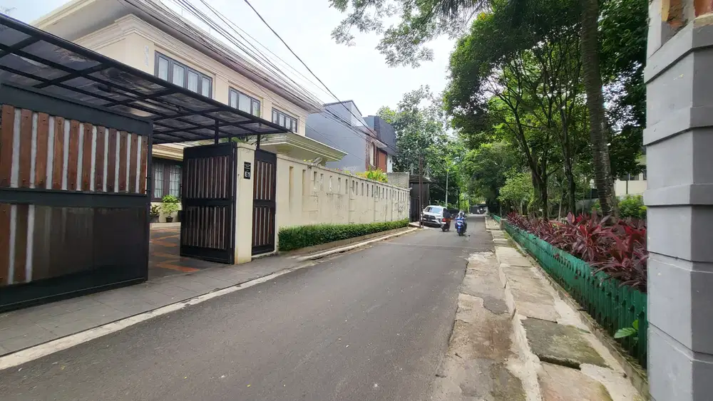 Rumah Mewah 2 Lantai di Kawasan Cilandak Jakarta Selatan Dekat Tol
