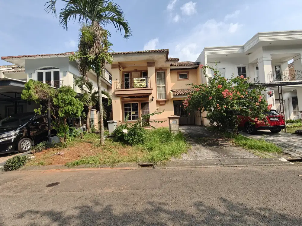 Rumah Standar 2 Lantai di Beverly Golf Lippo Karawaci Dekat UPH