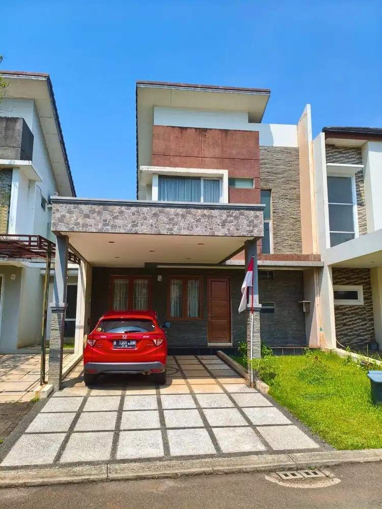 Dijual Rumah 2 Lantai Semi Furnished di BSD, Lokasi Strategis