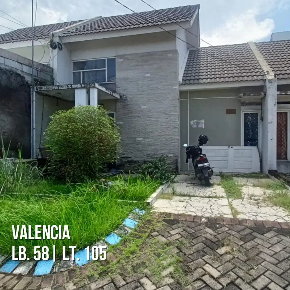 Dikontrakkan Rumah Sidoarjo Full Furnish di Perum Valencia