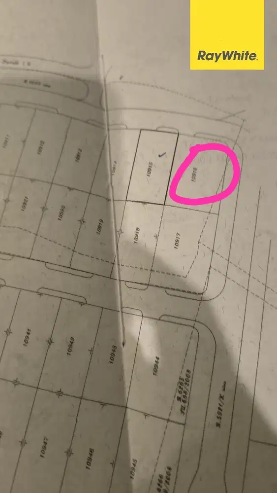 Dijual Tanah Hook Di Graha Family Surabaya