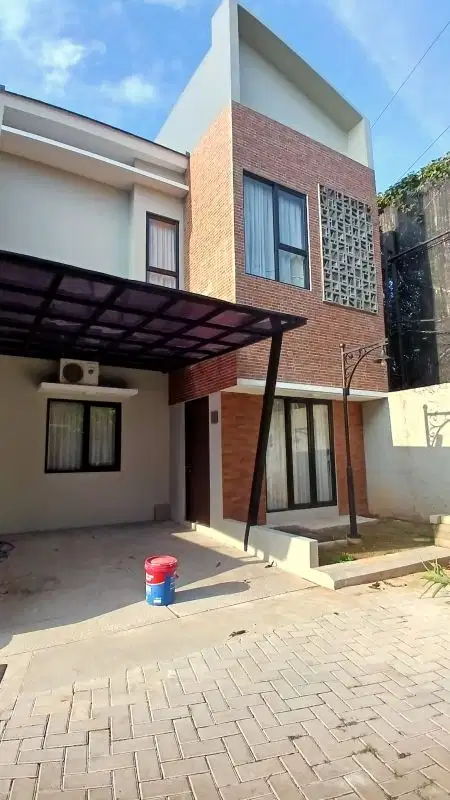 Rumah cantik, dalam  cluster ,di sektor 3 bintaro