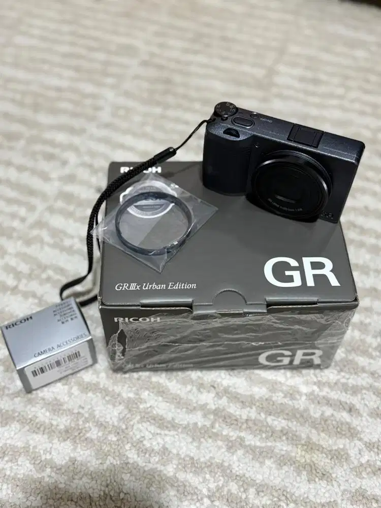 Ricoh GR IIIx Urban Edition Like New Fullset!! Pembelian Juli 2025