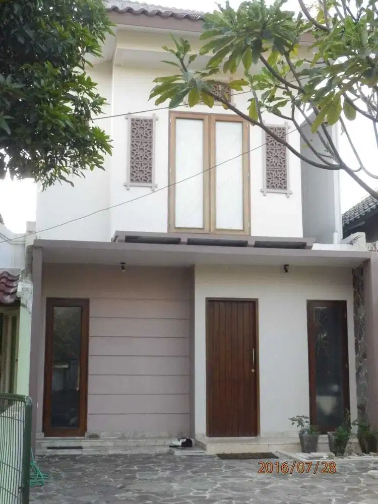 Rumah Modern siap Huni, Strategis di Komplek VBR, Bintaro
